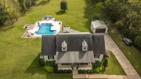1022 Bradley Rd, Gallatin, TN 37066