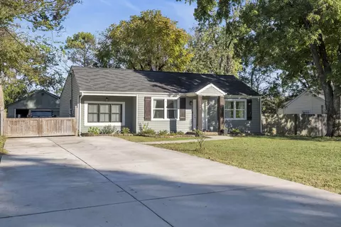 2814 Live Oak Rd, Nashville, TN 37210