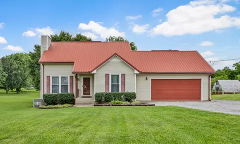 110 Sandis Ln, Palmyra, TN 37142