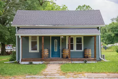 116 E Warren St, Tullahoma, TN 37388