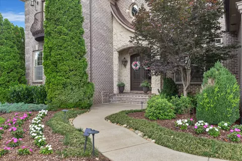 2811 Craythorne Dr, Murfreesboro, TN 37129 photo 3