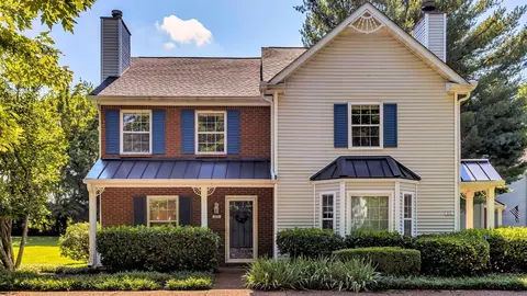 1270 Carriage Park Dr, Franklin, TN 37064