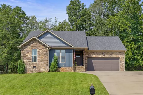 329 Windsong Dr, La Fayette, GA 30728