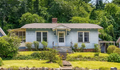 1017 Dartmouth St, Chattanooga, TN 37405