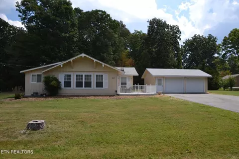 107 Eagle Ln, Crossville, TN 38558