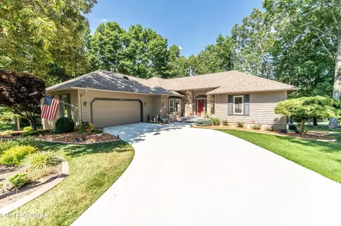 115 Huntington Dr, Crossville, TN 38558