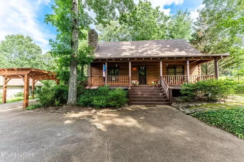 7078 Big Horn Dr, Crossville, TN 38572