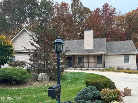 24 Westminster Ct, Crossville, TN 38558