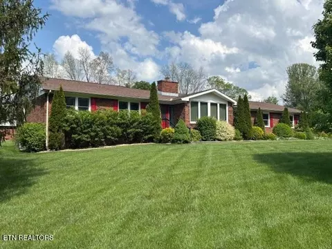 247 Valley Ln, Crossville, TN 38555