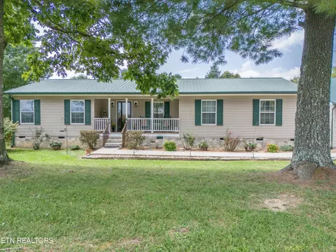 755 Hayes Rd, Crossville, TN 38555