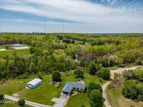 146 Jonia Ln, Crossville, TN 38571