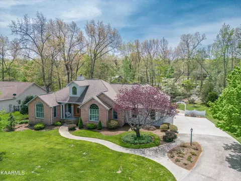15 Thames Ct, Crossville, TN 38558
