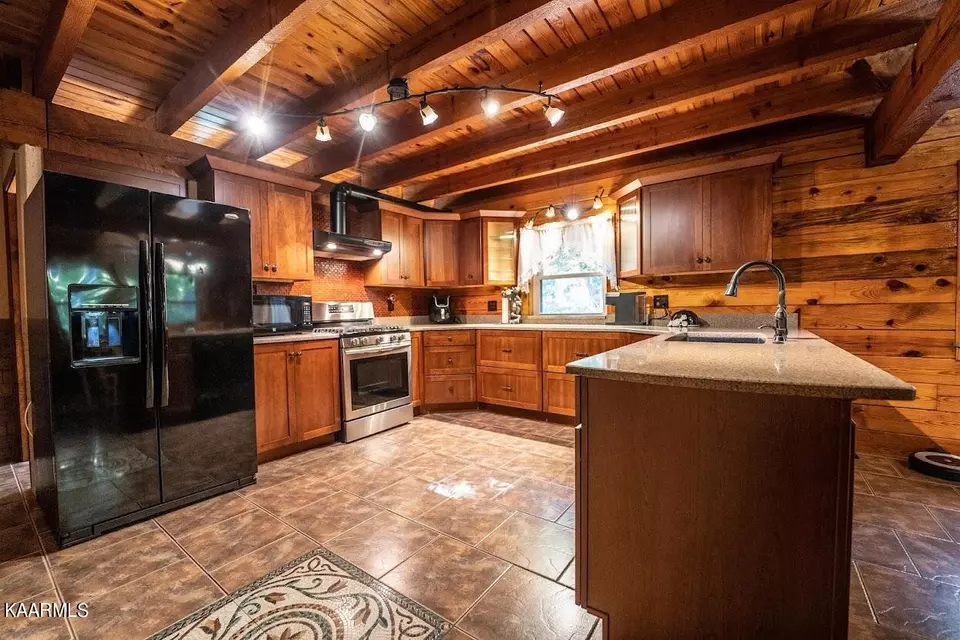  1912 Indian Park Rd, Monterey, TN 38574 photo 8