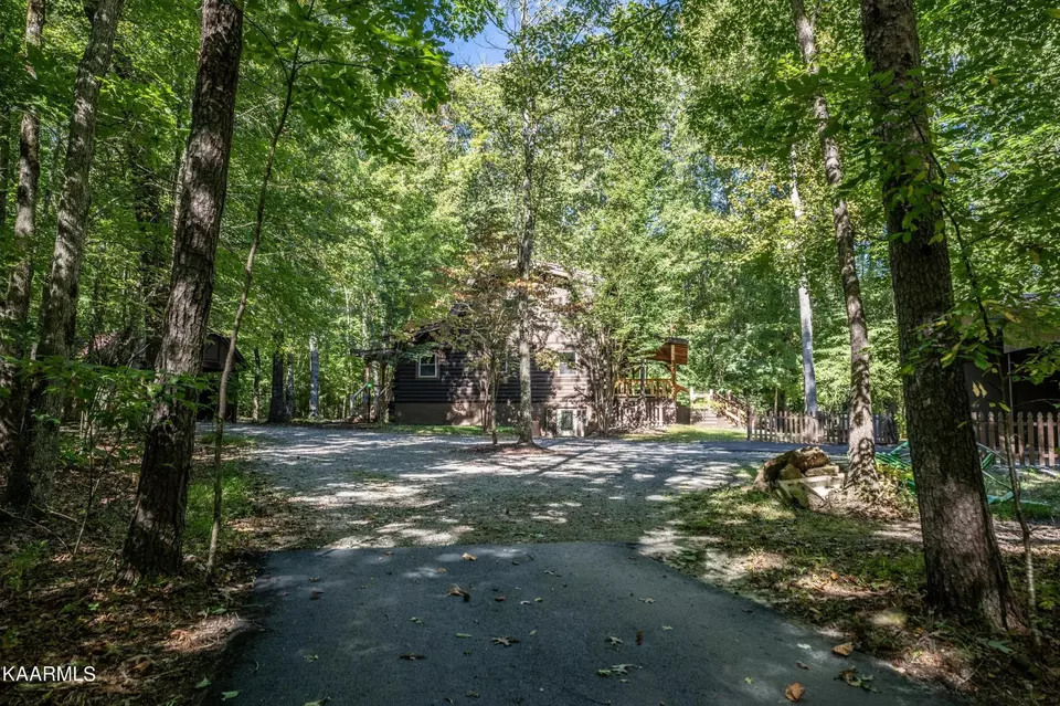  1912 Indian Park Rd, Monterey, TN 38574 photo 1