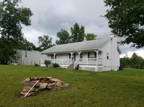 467 Ridge Rd, Lancing, TN 37770 photo 3
