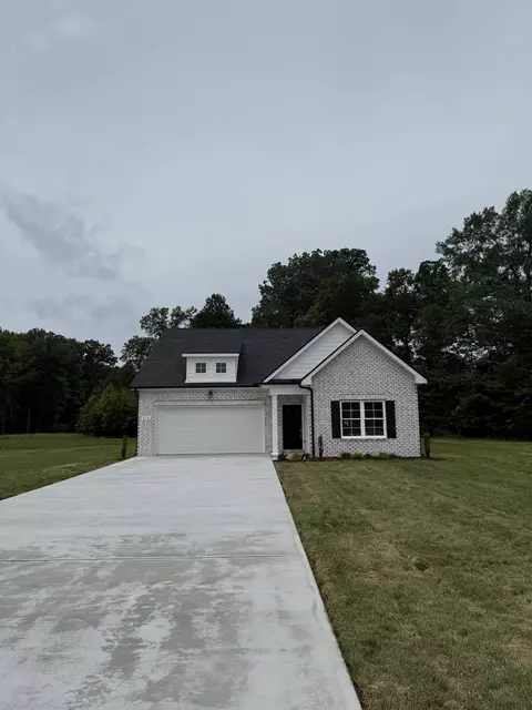 215 Blanford Cir, Manchester, TN 37355