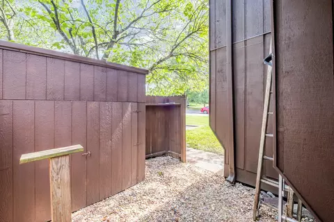 Exterior - 13 Hickory Ct, Antioch, TN 37013 photo 3 of 6