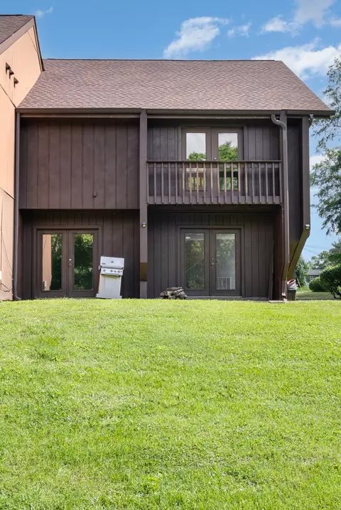 Exterior - 13 Hickory Ct, Antioch, TN 37013 photo 5 of 6