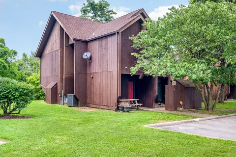 13 Hickory Ct, Antioch, TN 37013