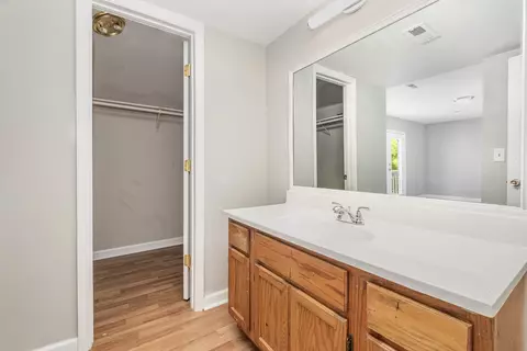 Bath - 13 Hickory Ct, Antioch, TN 37013 photo 2 of 4