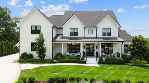 7025 Lanceleaf Dr, College Grove, TN 37046
