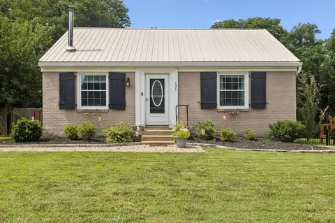 121 7th Ave, Columbia, TN 38401