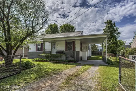 904 Valley Vista Dr, Loudon, TN 37774