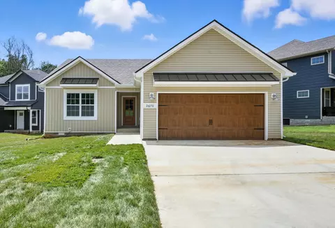 2670 Scott Dr, Clarksville, TN 37042