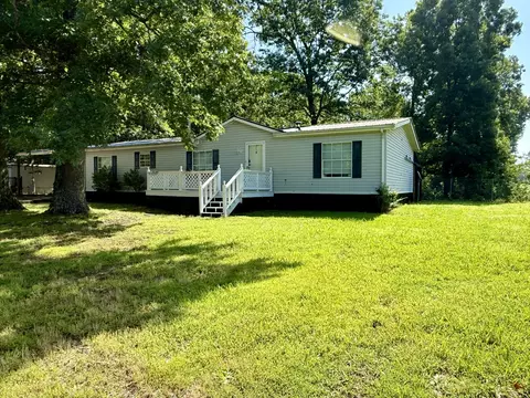 102 Backwoods Dr, Hohenwald, TN 38462