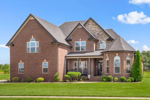 2969 Eliza Dr, Clarksville, TN 37043