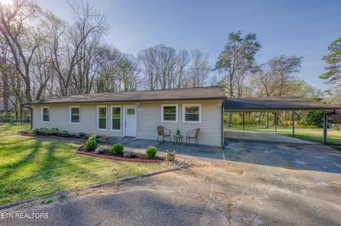 1208 Columbine Cir, Knoxville, TN 37919