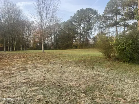 4142 Valley Head Rd, Cleveland, TN 37312