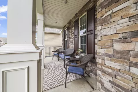 Exterior - 6009 Aaron Dr, Spring Hill, TN 37174 photo 5 of 11