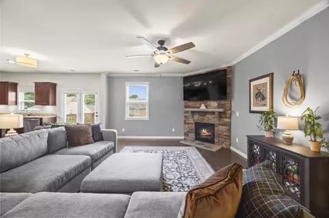 Living - 6009 Aaron Dr, Spring Hill, TN 37174 photo 1 of 3