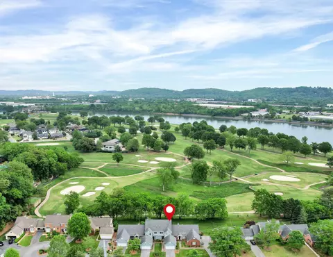 1413 Heritage Landing Dr, Chattanooga, TN 37405