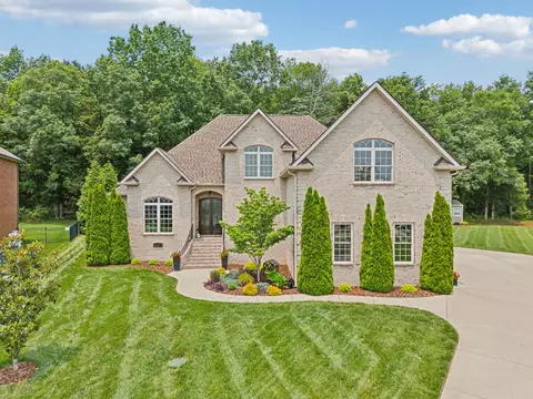 624 Twin View Dr, Murfreesboro, TN 37128
