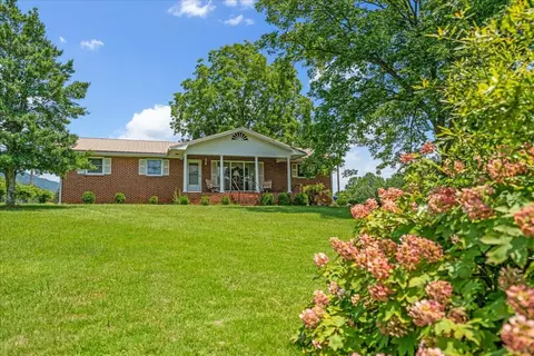 365 Morrison Spring Rd, Whitwell, TN 37397