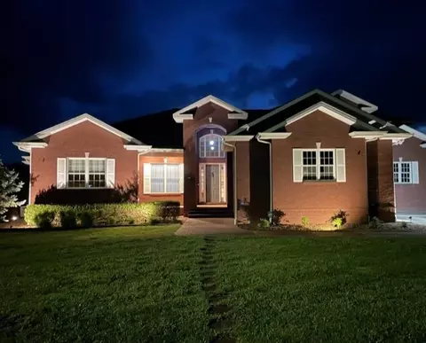109 Chandelle Dr, Tullahoma, TN 37388