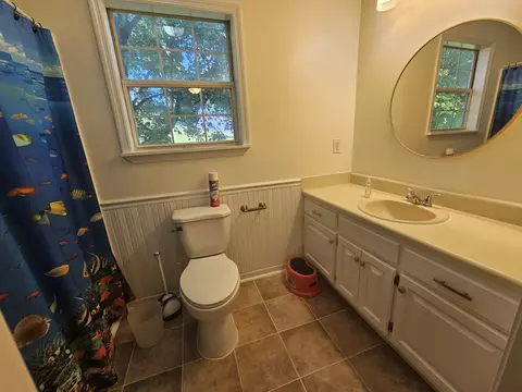 Bath - 770 Jack Smith Rd, Dunlap, TN 37327 photo 1 of 4