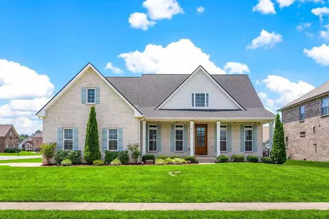 814 Ella Ln, Clarksville, TN 37043