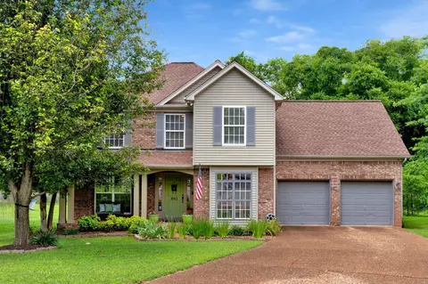 805 Tunewood Ct, Hermitage, TN 37076