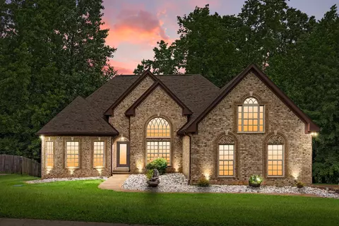 3034 Gracie Ann Dr, Greenbrier, TN 37073