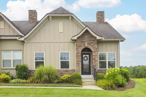 300 Thesing Ct, Nolensville, TN 37135