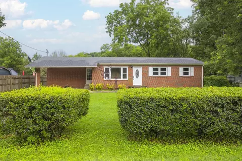 1500 Readyville St, Readyville, TN 37149