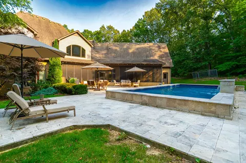 205 Nature Ridge Rd, Tullahoma, TN 37388