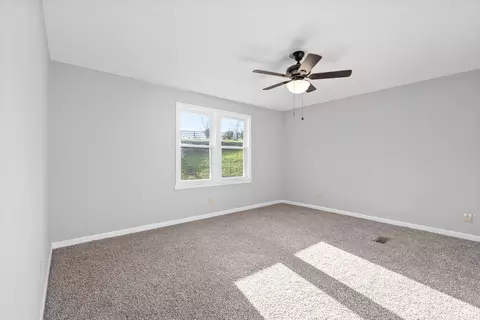 4598 Akin Rd, Cunningham, TN 37052 photo 16