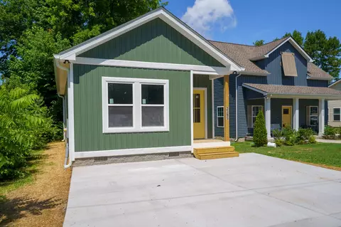 3395 John L Patterson St, Springfield, TN 37172