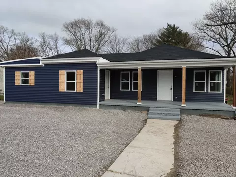1054 N Main St, Eagleville, TN 37060