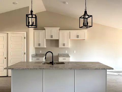 1097 Javier Dr, Springfield, TN 37172 photo 2