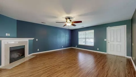 3664 Coles Branch Dr, Antioch, TN 37013